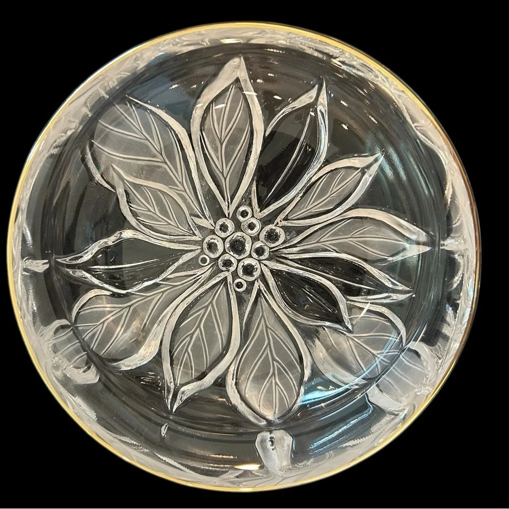 Mikasa Bowl‎ Crystal Frosted Serving Floral Poinsettia Nut Dish w/Gold Trim edge